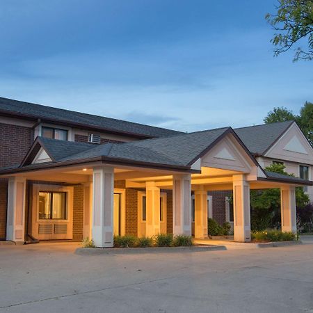Motel Super 8 By Wyndham Clive Ia Exterior foto