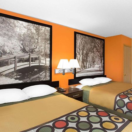 Motel Super 8 By Wyndham Clive Ia Exterior foto